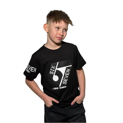 LMR koszulka chłopięca SIX SEVEN – czarna – nadruk premium (122-146)