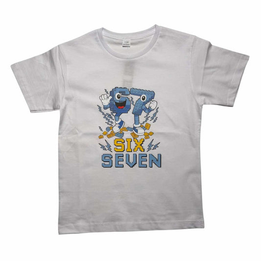 Koszulka chłopięca SIX SEVEN biała – modna koszulka dziecięca 67 128-152